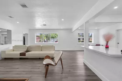 181 NE 121st St, North Miami, FL 33161 - Photo 13