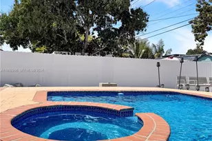 233 W 39th Pl, Hialeah, FL 33012 - Photo 1