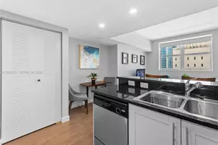 111 E Flagler St, Miami, FL 33131 - Photo 5