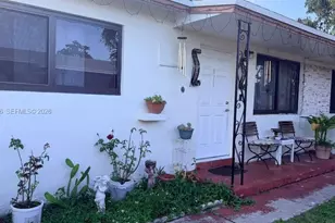 673 W 30th St, Hialeah, FL 33012 - Photo 3