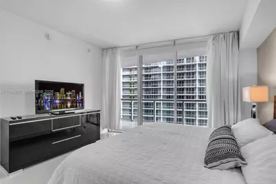495 Brickell Ave #3708, Miami, FL 33131 - Photo 9