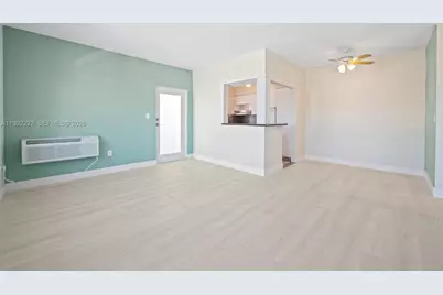 7315 Byron Ave #10, Miami Beach, FL 33141 - Photo 5