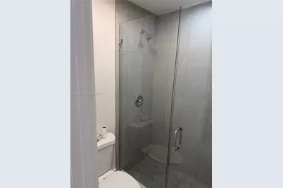 9853 NW 4th Ter #9853, Miami, FL 33172 - Photo 9