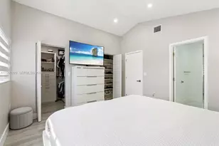 1350 NW 123rd Ave, Pembroke Pines, FL 33026 - Photo 11