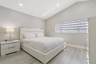 1350 NW 123rd Ave, Pembroke Pines, FL 33026 - Photo 9