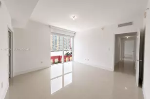 400 Sunny Isles Blvd, Sunny Isles Beach, FL 33160 - Photo 11