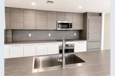 400 Sunny Isles Blvd #819, Sunny Isles Beach, FL 33160 - Photo 7