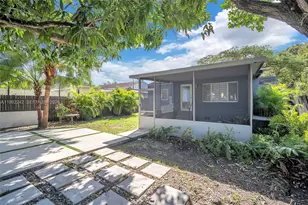 2537 SW 15th St, Miami, FL 33145 - Photo 7