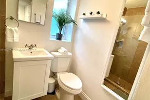 8036 Harding Ave, Miami Beach, FL 33141 - Photo 17