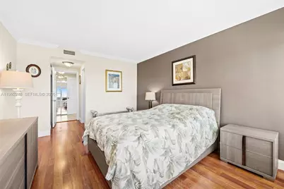 3700 Galt Ocean Dr #612, Fort Lauderdale, FL 33308 - Photo 11