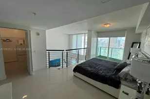 41 SE 5th St, Miami, FL 33131 - Photo 15