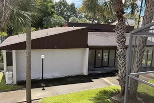 10060 NW 41st St, Doral, FL 33178 - Photo 17