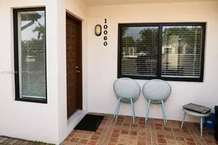 10060 NW 41st St, Doral, FL 33178 - Photo 7
