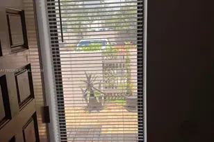 10060 NW 41st St, Doral, FL 33178 - Photo 13