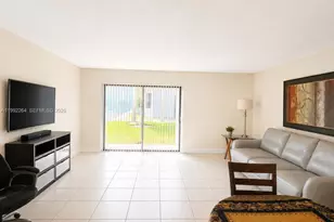 10060 NW 41st St, Doral, FL 33178 - Photo 3