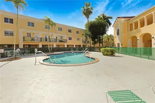 12625 SW 91st St, Miami, FL 33186 - Photo 3