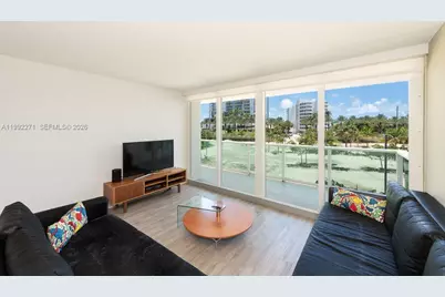 100 Bayview Dr #210, Sunny Isles Beach, FL 33160 - Photo 9