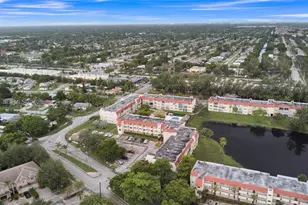 2651 E Sunrise Lakes Dr, Sunrise, FL 33322 - Photo 17