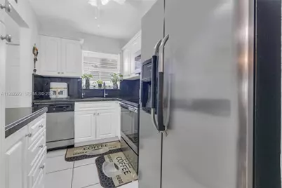 2651 E Sunrise Lakes Dr #104, Sunrise, FL 33322 - Photo 7