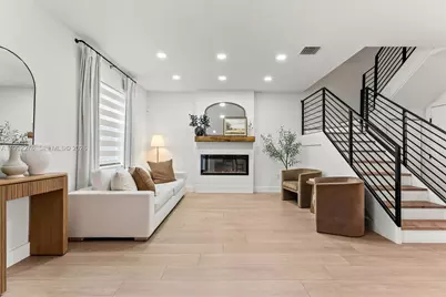 10487 W 34th Ct, Hialeah, FL 33018 - Photo 1