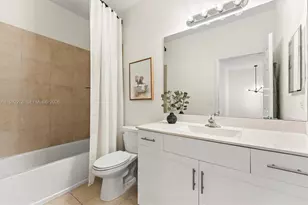 10487 W 34th Ct, Hialeah, FL 33018 - Photo 31