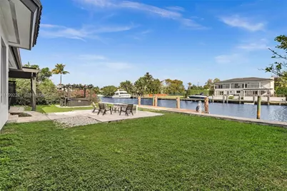 472 Sunset Dr, Hallandale Beach, FL 33009 - Photo 35