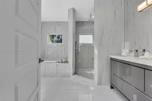 472 Sunset Dr, Hallandale Beach, FL 33009 - Photo 47