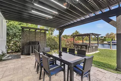 472 Sunset Dr, Hallandale Beach, FL 33009 - Photo 37