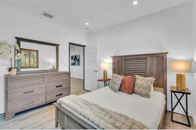 472 Sunset Dr, Hallandale Beach, FL 33009 - Photo 55