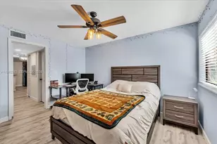 2796 S University Dr, Davie, FL 33328 - Photo 21