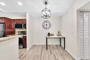 2796 S University Dr, Davie, FL 33328 - Photo 7