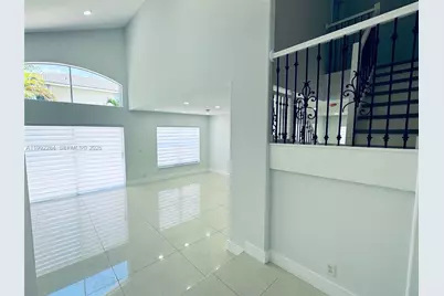 5002 SW 35th Ter, Hollywood, FL 33312 - Photo 3