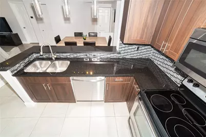 17100 N Bay Rd #1802, Sunny Isles Beach, FL 33160 - Photo 5