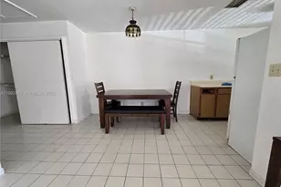 211 SE 10th St, Hallandale Beach, FL 33009 - Photo 19