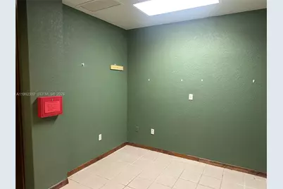 257 N Krome Ave, Homestead, FL 33030 - Photo 15