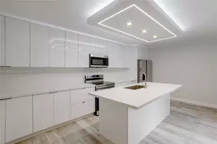 1170 SW 118th Terrace, Davie, FL 33325 - Photo 15