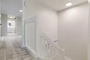 1170 SW 118th Terrace, Davie, FL 33325 - Photo 23