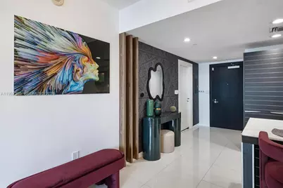 200 Biscayne Boulevard Way #3311, Miami, FL 33131 - Photo 5