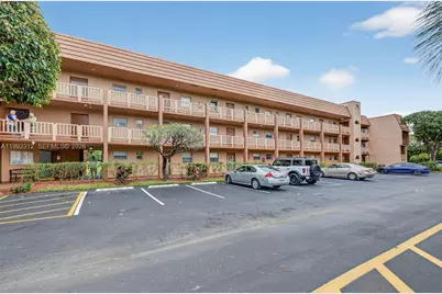 9821 Sunrise Lakes Blvd #107, Sunrise, FL 33322 - Photo 19