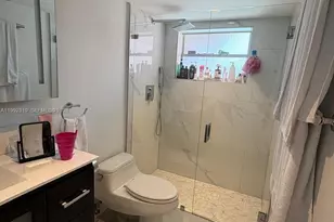 1750 W 46th St, Hialeah, FL 33012 - Photo 11