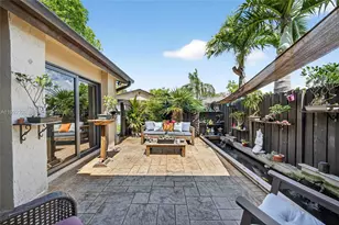 10861 SW 132nd Cir Ct, Miami, FL 33186 - Photo 7