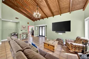 10861 SW 132nd Cir Ct, Miami, FL 33186 - Photo 15