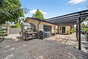 10861 SW 132nd Cir Ct, Miami, FL 33186 - Photo 37