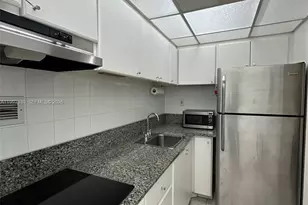 1000 West Ave, Miami Beach, FL 33139 - Photo 11