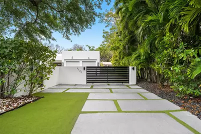 1120 Wallace St, Coral Gables, FL 33134 - Photo 3
