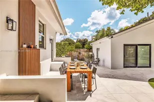 320 NE 88th St, El Portal, FL 33138 - Photo 25