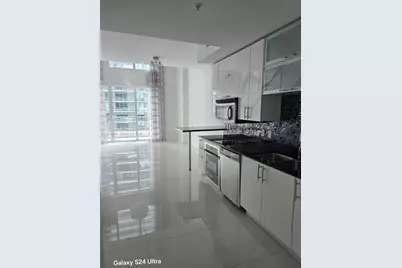 60 SW 13th St #2604, Miami, FL 33130 - Photo 7