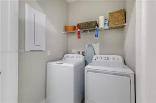 20921 NW 1st Ct, Pembroke Pines, FL 33029 - Photo 29