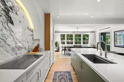 850 E Dilido Dr, Miami Beach, FL 33139 - Photo 9