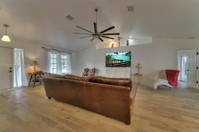 1270 Riverbend Drive, Labelle, FL 33935 - Photo 5